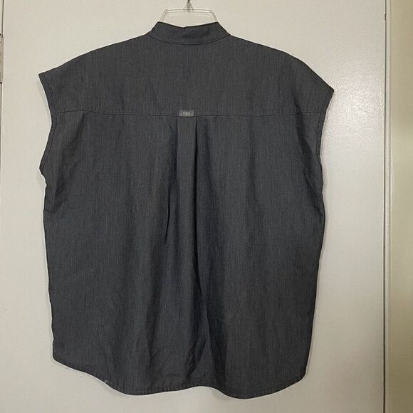 FIGS gray sleeveless technical scrub top size small - Picture 6 of 7